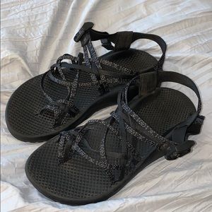 Cross Cross Chaco’s